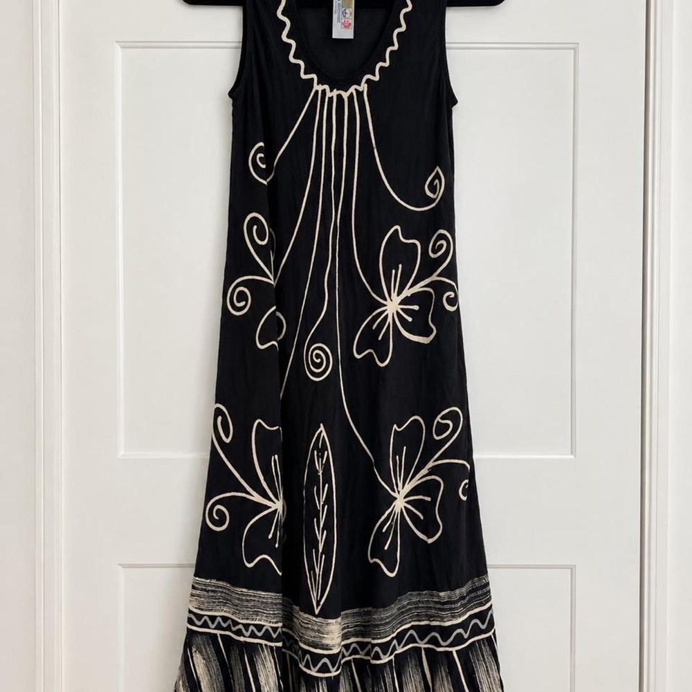 India Boutique Black & Cream Floral Boho Maxi Dress – Free Size
